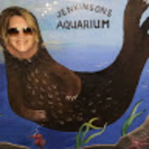 Meet your Posher, Liz